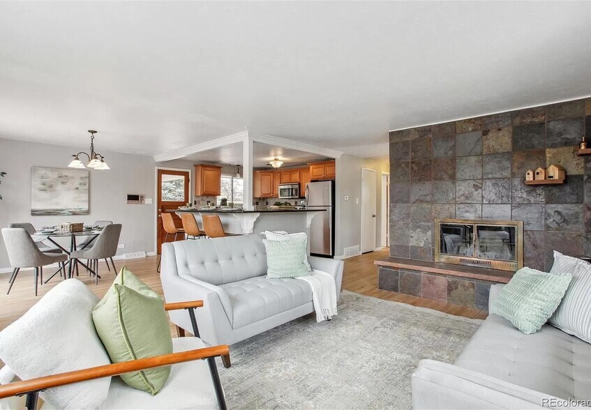 Building Photo - 8557 W 70th Way