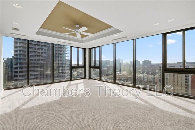 Building Photo - 1530 Key Blvd