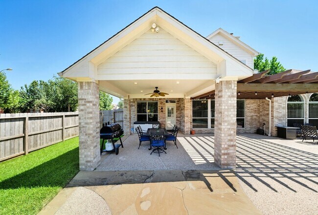Building Photo - 20115 Shavon Ct