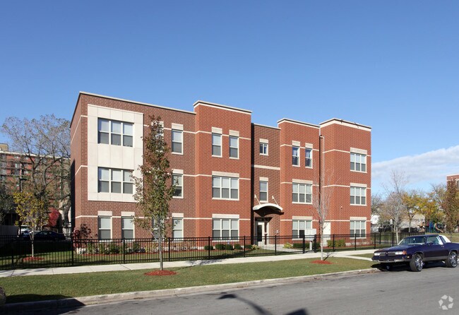 Building Photo - Coleman Place At Legends South