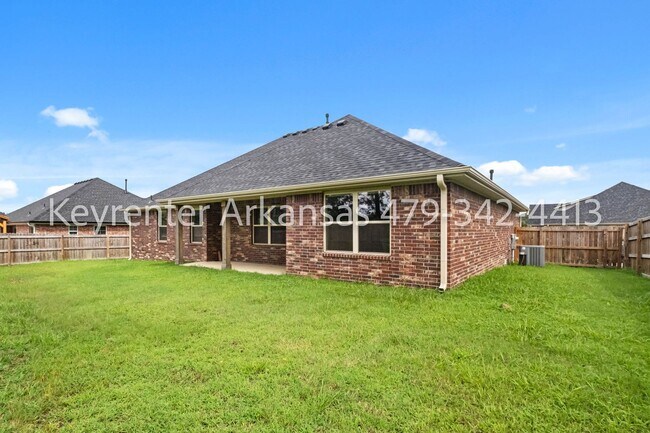 Building Photo - 800 Fallon St