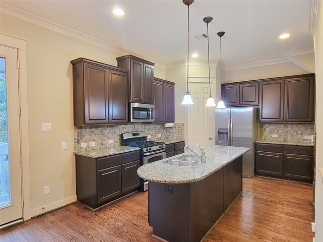 Building Photo - 1237 Hobbs Reach Ln