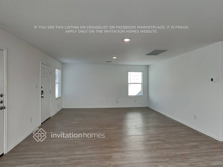 Building Photo - 5933 Antonio Pl