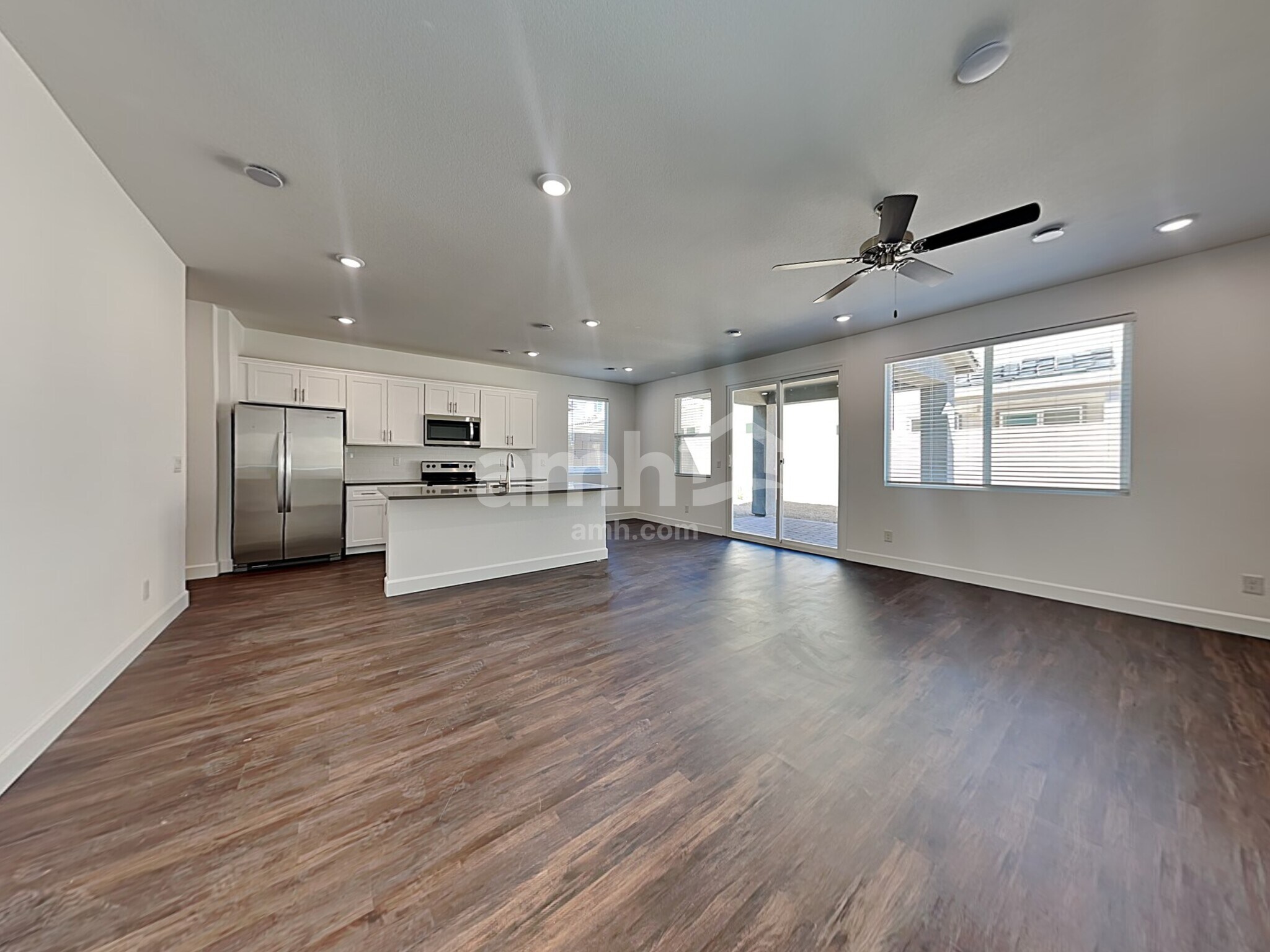 Building Photo - 8926 Tiger Tooth Ave