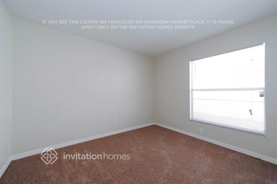 Building Photo - 1800 Wood Haven St