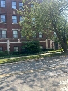 Primary Photo - 445 Ridge Ave
