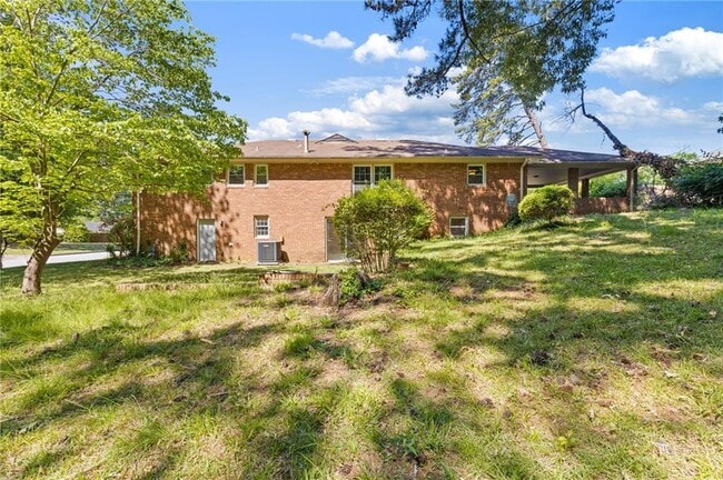 Building Photo - 3269 Pamlico Dr SW