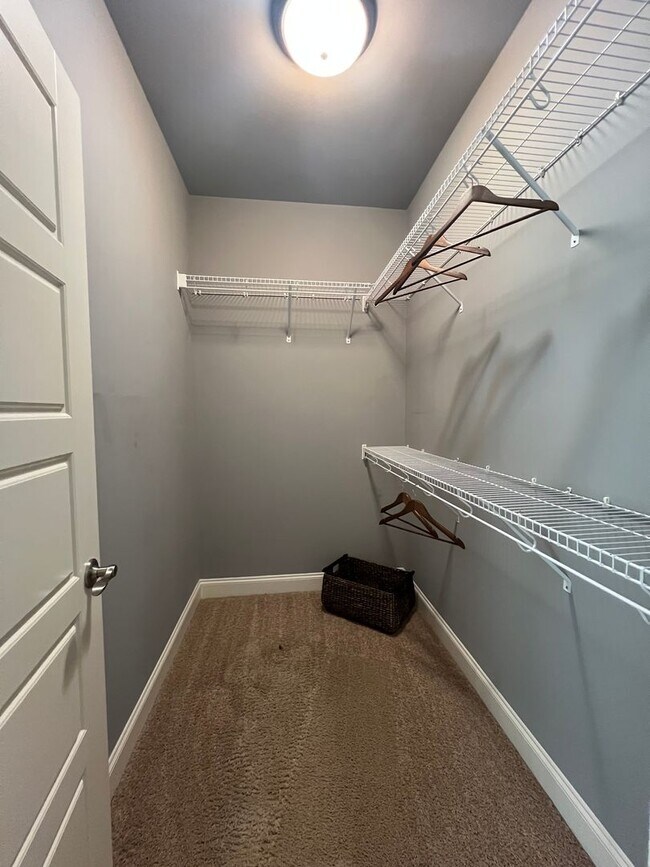 Building Photo - Pike Road Rental!!