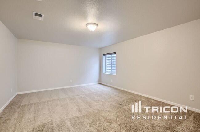 Building Photo - 5398 Chantry Dr