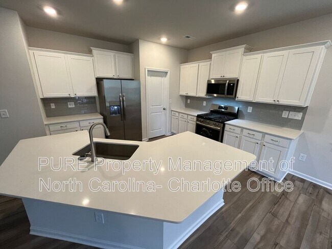 Building Photo - 1780 Otter Perch Ln