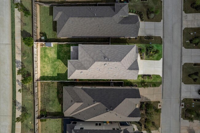 Building Photo - 359 Mallorn Ln