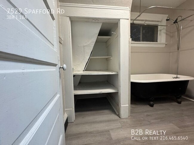 Building Photo - 7529 Spafford Rd