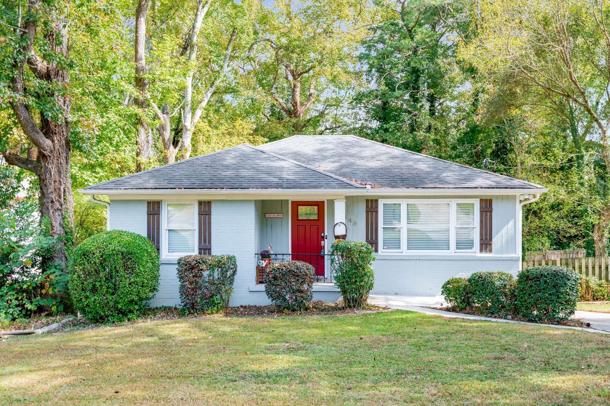 Building Photo - 2046 Settle Cir SE