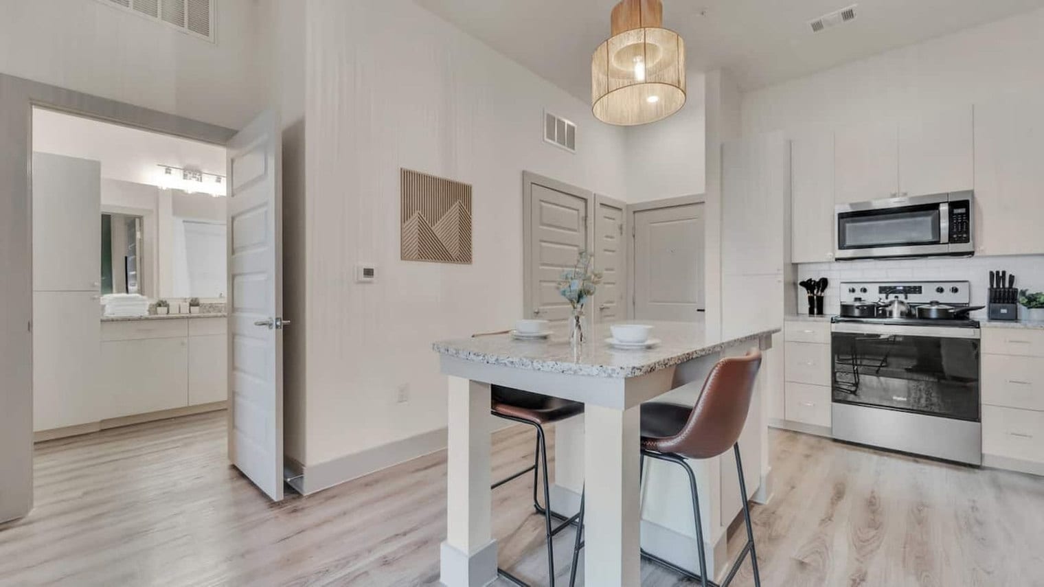 Building Photo - 18210 Park Row Blvd