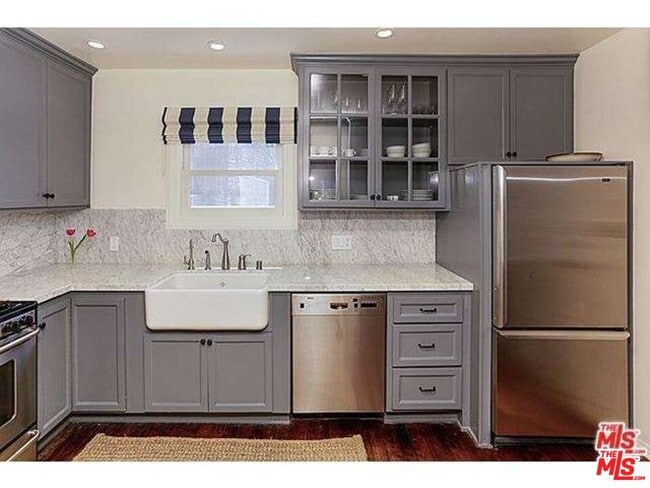 Building Photo - 859 N Spaulding Ave