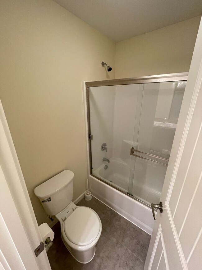 Building Photo - 419