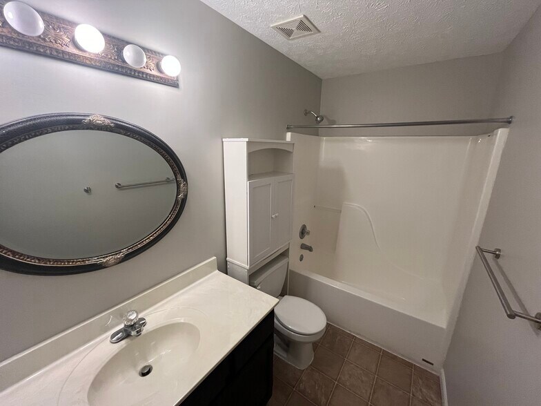 Building Photo - 5397 Rippling Brook Way