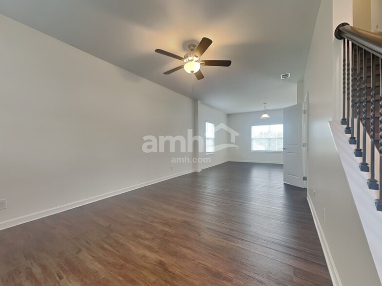 Building Photo - 4845 Billingsgate Ln