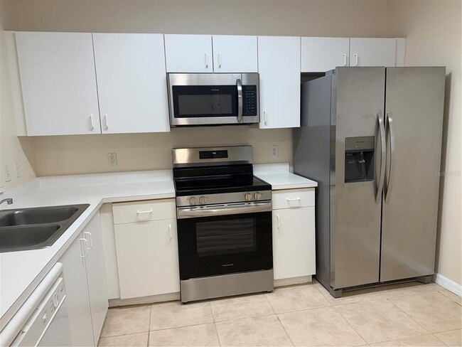 Building Photo - 13208 Villa Vista Dr