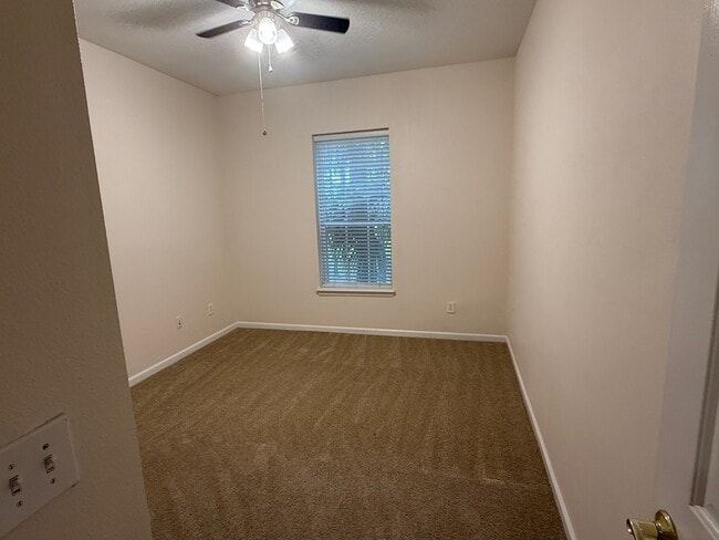Building Photo - 785 Oakleaf Plantation Pkwy