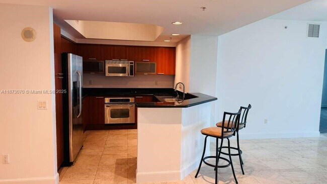 Building Photo - 15051 Royal Oaks Ln