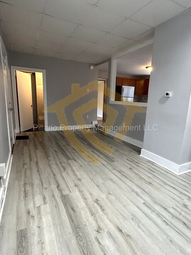 Building Photo - 631 Second Street