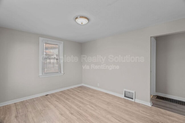 Building Photo - 4304 Springdale Ave