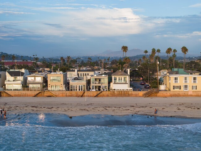 Building Photo - 2606 Ocean Front