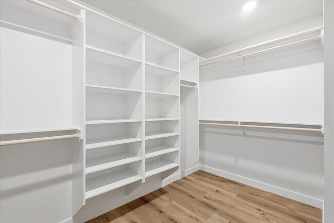 Building Photo - 14591 Wellstead Dr