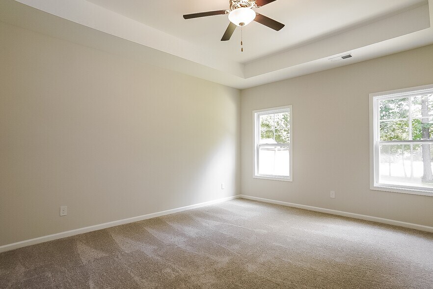 Building Photo - 224 Bainbridge Dr