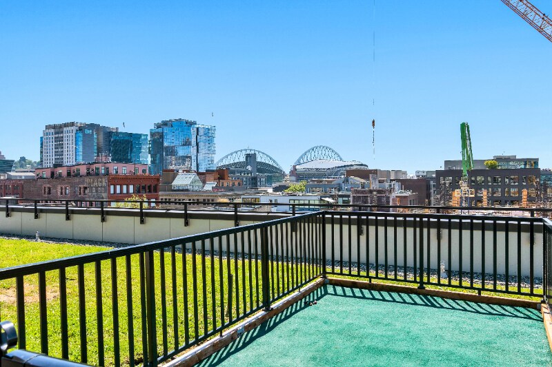 Building Photo - 80 South Main St