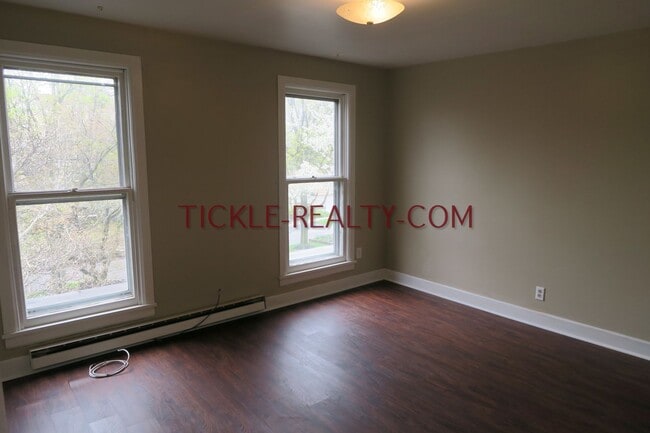 Building Photo - 9 Lafayette Pl