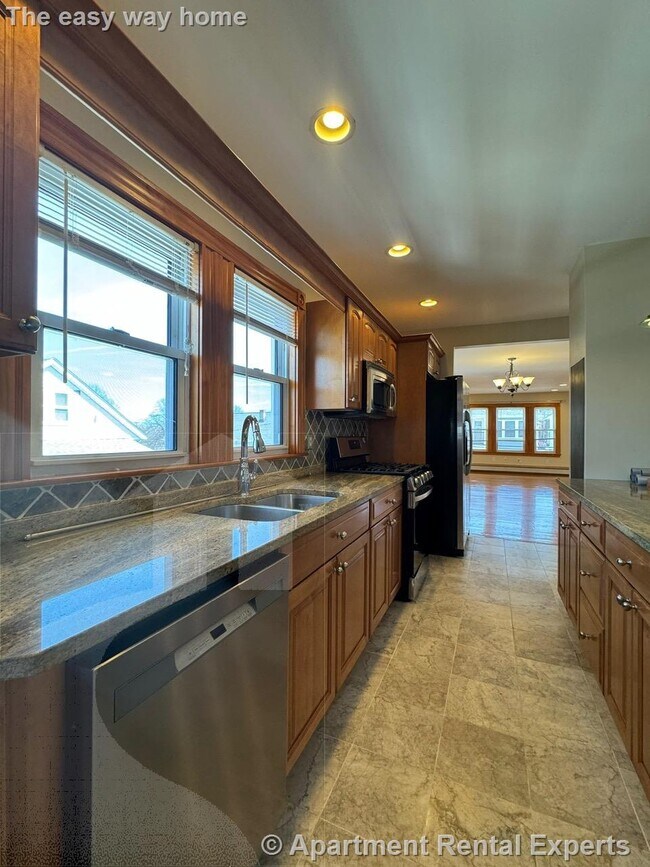 Building Photo - 14 Melville Rd