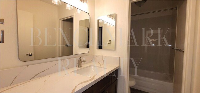Building Photo - 2845 Idlewild Dr