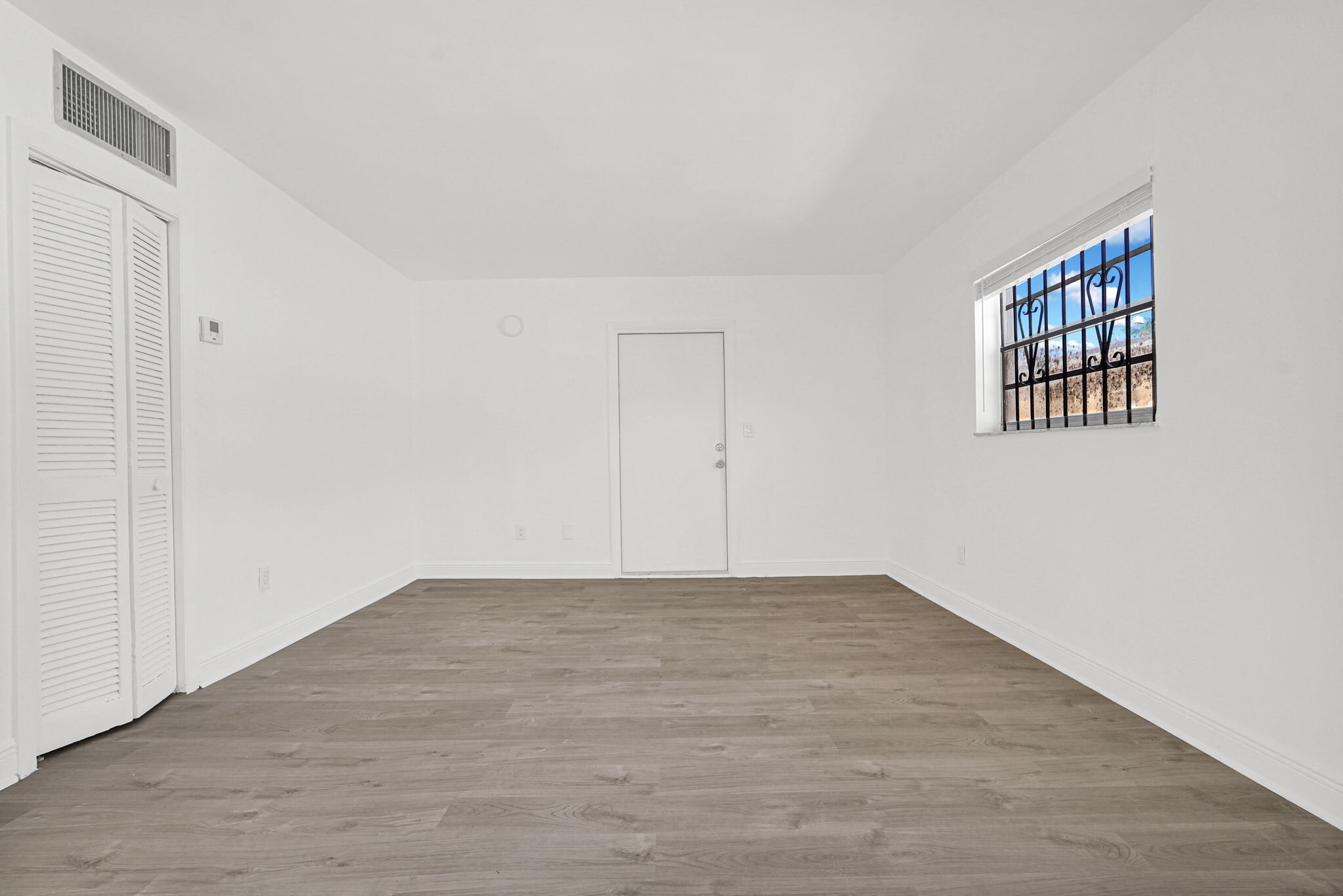 Building Photo - 8276 NE Miami Ct