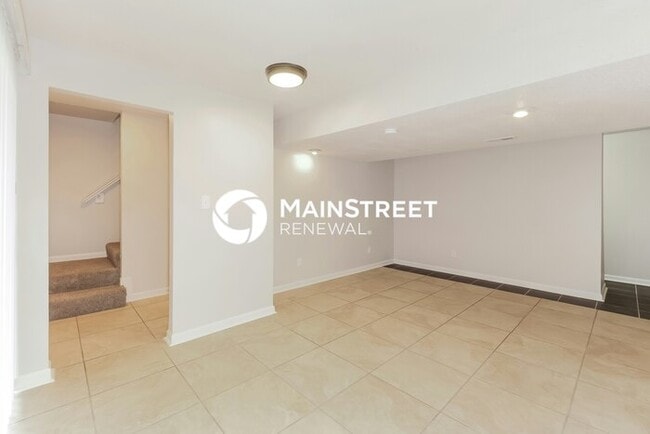 Building Photo - 4 Bedroom Pet-Friendly Home in BLUE SPRINGS, MO with Main Street Renewal