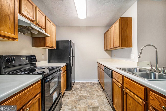 Building Photo - 5570 Fair Creek Way