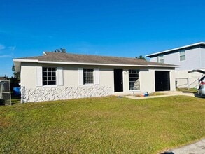 Building Photo - 7811 Tern Dr