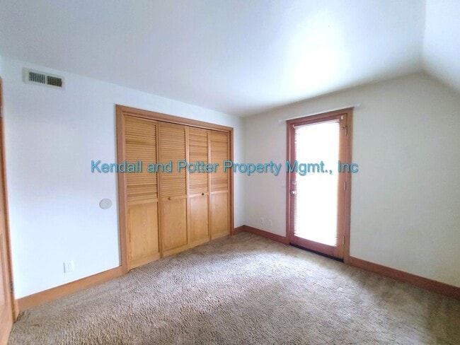 Building Photo - Unique Yacht Harbor 3bed/2bath Home with S...