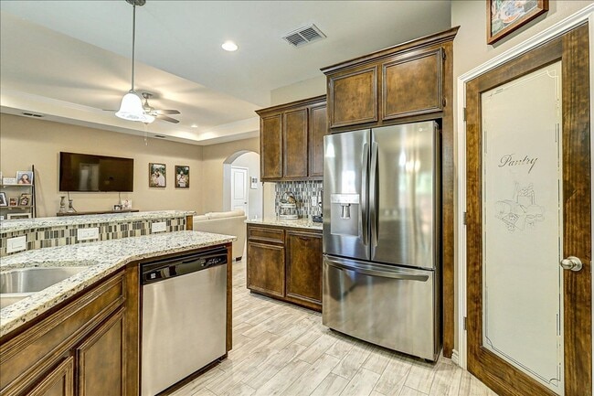 Building Photo - 5817 Bella Di Giorno Dr