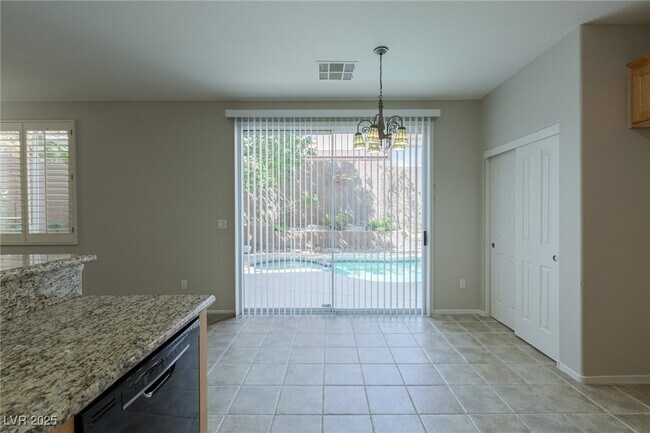 Building Photo - 2317 Sunrise Meadows Dr