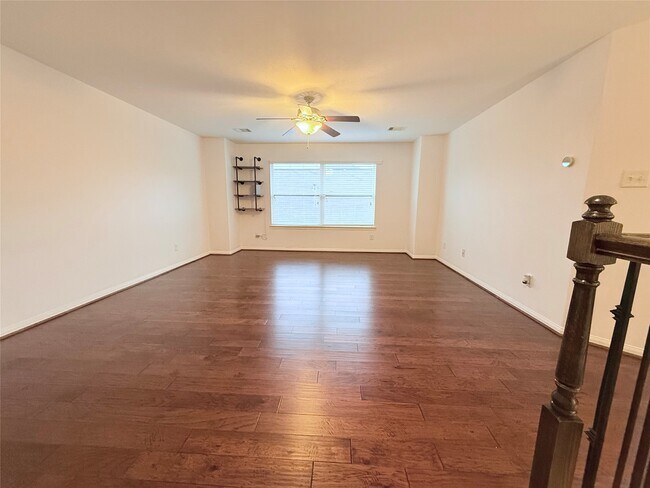 Building Photo - 30515 Woodson Trace Dr