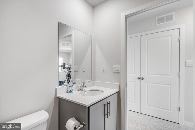 Building Photo - 345 Soft Rush Ln