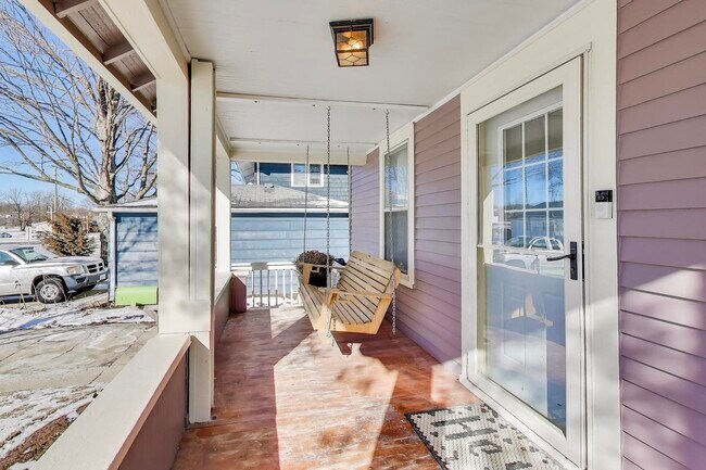 Building Photo - 23 N Adams St