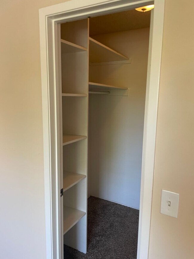 Building Photo - 3 Bed/ 2 Bath Clairemont Mesa