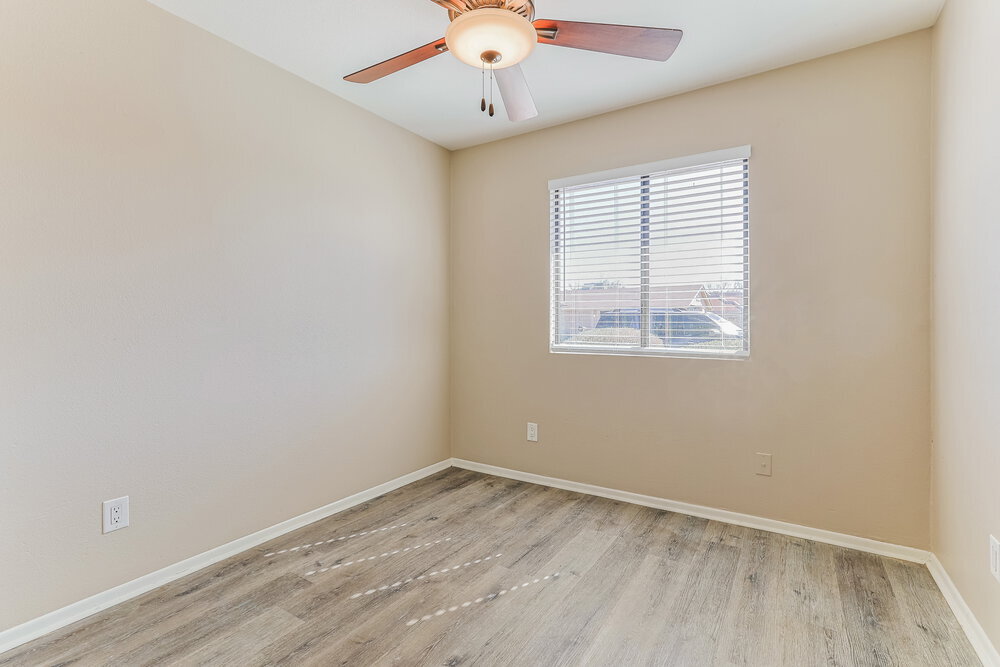 Building Photo - 728 W El Prado Rd