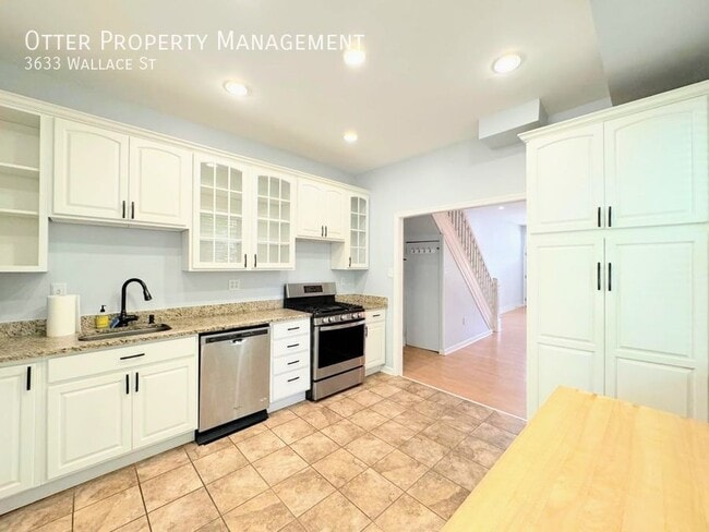 Building Photo - 3633 Wallace St