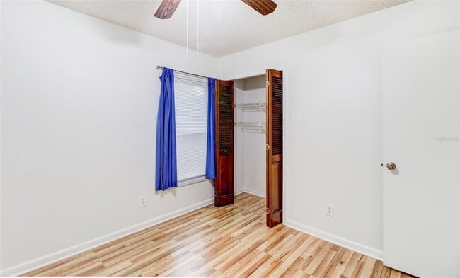 Building Photo - 16107 Country Crossing Dr