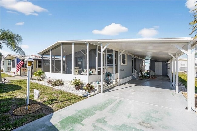 Building Photo - 125 Kim Dr