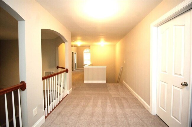 Building Photo - 5721 Apple Grove Rd NE